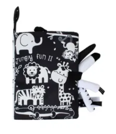 ksiazeczka-sensoryczna-miekka-ogony-zwierzat-safari