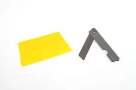 folia-do-przyciemniania-szyb-amio-01654-light-black-60percent-75x300cm