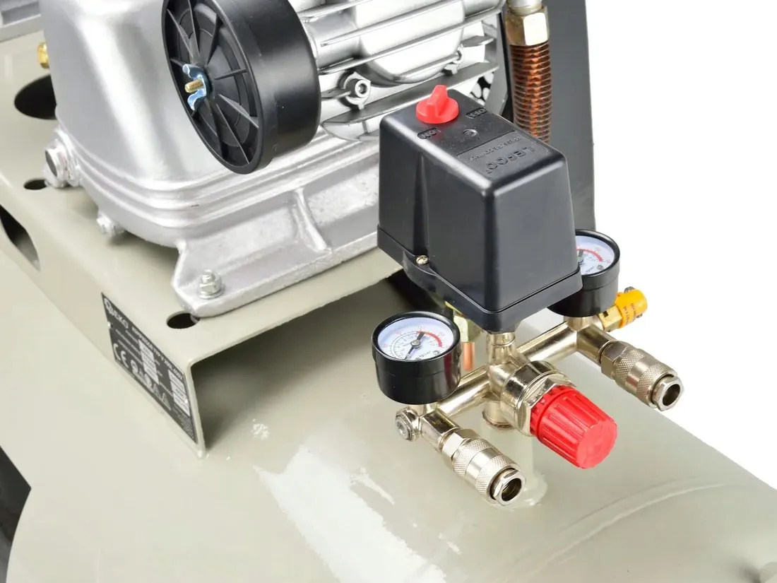 kompresor-typ-v-200l-400v-1-stan-nowy
