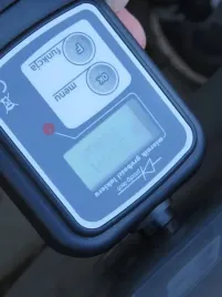 czujnik-miernik-tester-grubosci-lakieru-gl-2