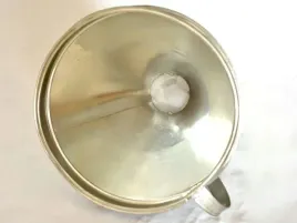 lejek-metalowy-paliwa-z-sitkiem-prosty-duzy-fi-24