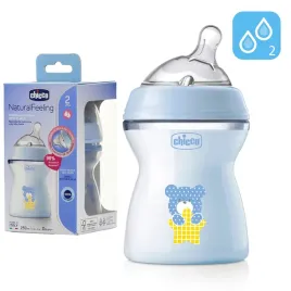 butelka-dla-dzieci-250ml-naturalfeeling-przeplyw-sredni-niebieska-chicco