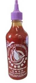 sos-sriracha-chili-z-cebula-flying-goose-455ml
