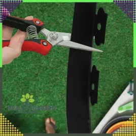 zestaw-obrzeze-trawnikowe-ogrodowe-60x50x20m-30-kolkow-kotew-czarne