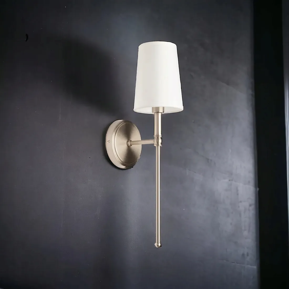 kinkiet-chrom-mat-hotelowy-z-abazurem-hampton