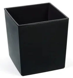 doniczka-juka-300x300-czarny-wklad