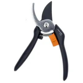 sekator-nozycowy-reczny-fiskars