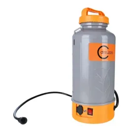 opryskiwacz-ogrodowy-cisnieniowy-akumulatorowy-dluga-lanca-spryskiwacz-8l