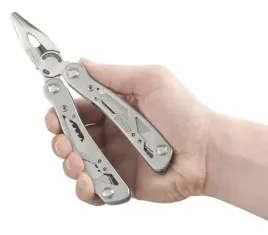 stanley-multi-tool-narzedzie-wielofunkcyjne-kabura