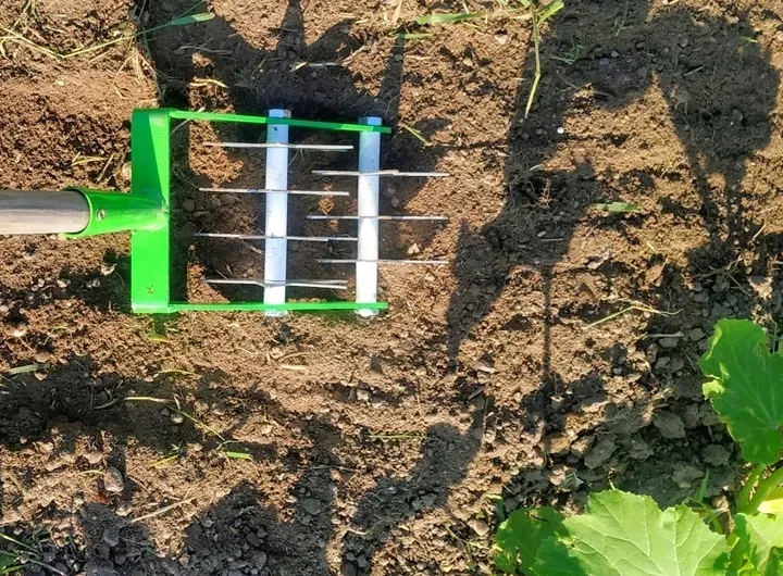 opielacz-spulchniacz-ogrodowy-z-podcinaczem-stan-nowy-marka-tamax