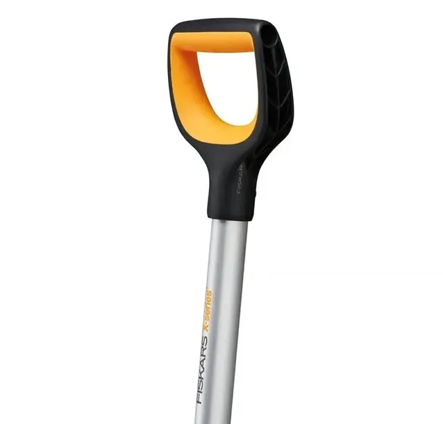szufla-do-sniegu-solid-fiskars-1052525-wykonczenie-czesci-roboczej-proste