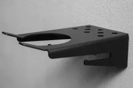 wieszak-uchwyt-na-kose-kosiarke-spalinowa-markowy