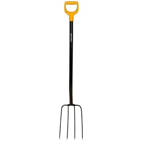widly-do-kompostu-solid-fiskars