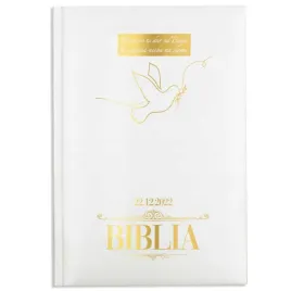 personalizowana-pierwsza-biblia-prezent-na-chrzest