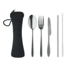 srebrne-sztucce-zestaw-noz-widelec-lyzka-slomka-szczotka-etui-camping