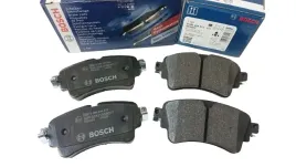 klocki-hamulcowe-tyl-bosch-0986494833-audi-a4-b9-a5-vw-touareg
