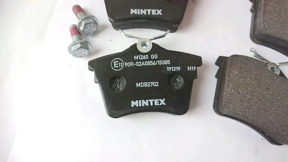 klocki-hamulcowe-tyl-mintex-mdb2702