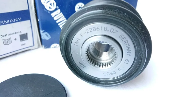 kolo-pasowe-alternatora-vw-passat-b5-2-3-producent-czesci-ruville