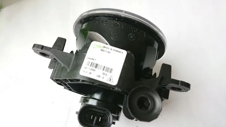 nowy-halogen-valeo-044847-dacia-duster-logan-numer-katalogowy-oryginalu-dacia-261500097r