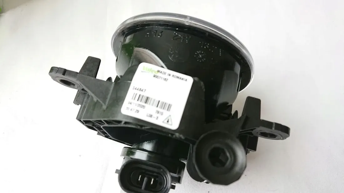 nowy-halogen-valeo-044847-dacia-duster-logan