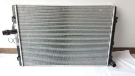 chlodnica-wody-nrf-audi-a3-8p-tt-1-6-2-0-tdi-tsi
