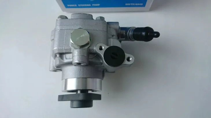 pompa-wspomagania-vw-multivan-transporter-t5-t6-producent-czesci-polcar