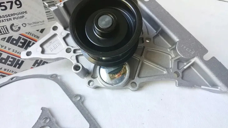 pompa-wody-hepu-audi-a6-c5-a8-d2-3-7-4-2-producent-czesci-hepu