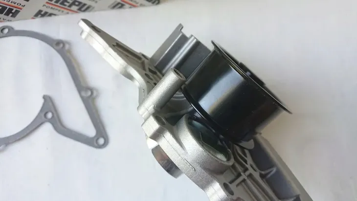 pompa-wody-hepu-audi-a6-c5-a8-d2-3-7-4-2-waga-produktu-2-kg