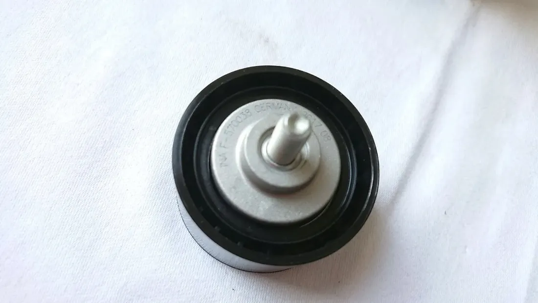 rolka-prowadzaca-ina-bmw-e81-e82-x1-e84-e88-2-0-d