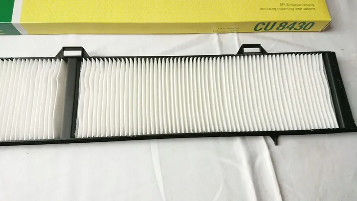 filtr-kabinowy-bmw-e81-e82-e87-e88-e90-e91-e92-e93-jakosc-czesci-zgodnie-z-gvo-q-oryginal-z-logo-producenta-czesci-oem-oes