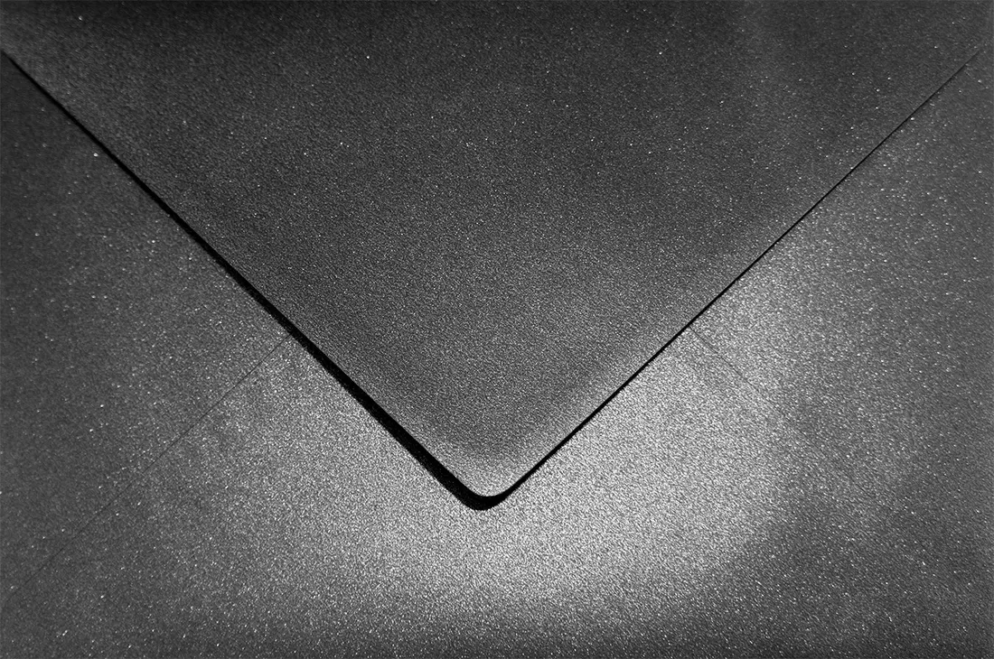koperty-perlowe-c5-aster-metallic-czarne-5szt