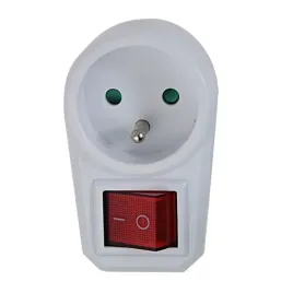 rozgaleznik-elektryczny-1-gniazdo-z-wylacznikiem-uziemienie-adapter