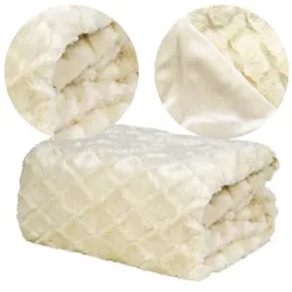 koc-na-lozko-130x160-do-przykrycia-w-chlodny-wieczor-w-ogrodzie-miekki