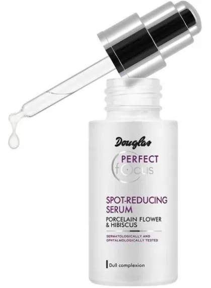 DOUGLAS SERUM REDUKUJĄCE PRZEBARWIENIA Z KWIATEM HIBISKUSA 30ml