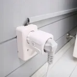 inteligentne-gniazdo-wifi-smart-plug-kolor-dominujacy-wielokolorowy