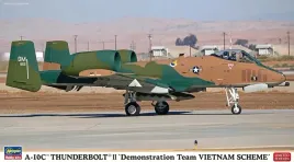 hasegawa-02478-fairchild-a-10-c-thunderbolt-ii-demonstration-team-vietnam