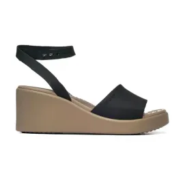 crocs-sandaly-damskie-brooklyn-ankle-strap-wedge-koturn-rozmiar-415