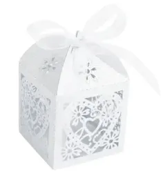 pudelko-na-prezenty-dla-gosci-azurowe-serce-8x5x5-cm-komunia-wesele-ihs