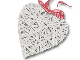 serce-wiklinowe-biale-zawieszka-wstazka-5-cm-pelna-wiklina-slub-dekoracja