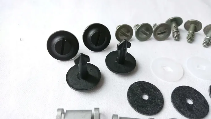 spinki-sruby-oslony-pod-silnik-audi-a6-c5-a6-c6-typ-silnika-diesel