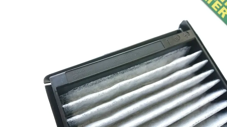 filtr-kabinowy-bmw-3-e90-e91-e92-e93-jakosc-czesci-zgodnie-z-gvo-q-oryginal-z-logo-producenta-czesci-oem-oes