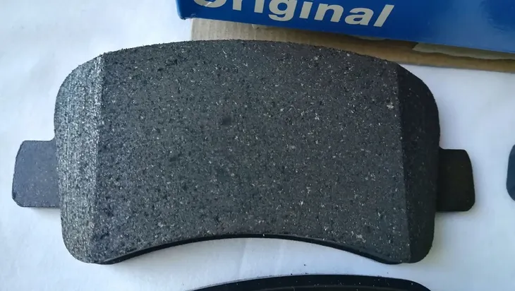 klocki-hamulcowe-tyl-renault-master-iii-2-3dci-10-jakosc-czesci-zgodnie-z-gvo-q-oryginal-z-logo-producenta-czesci-oem-oes