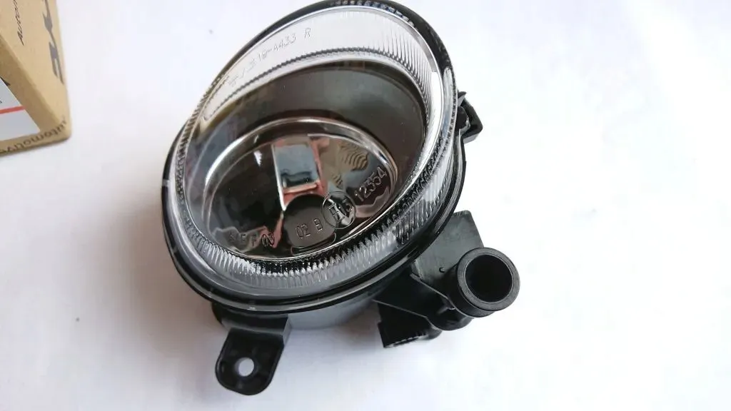 vw-passat-cc-halogen-nowy-tyc-prawy-08-12-stan-nowy