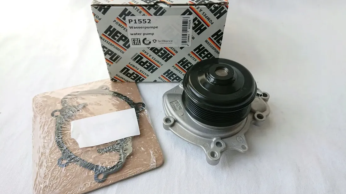 pompa-wody-hepu-p1552-mercedes