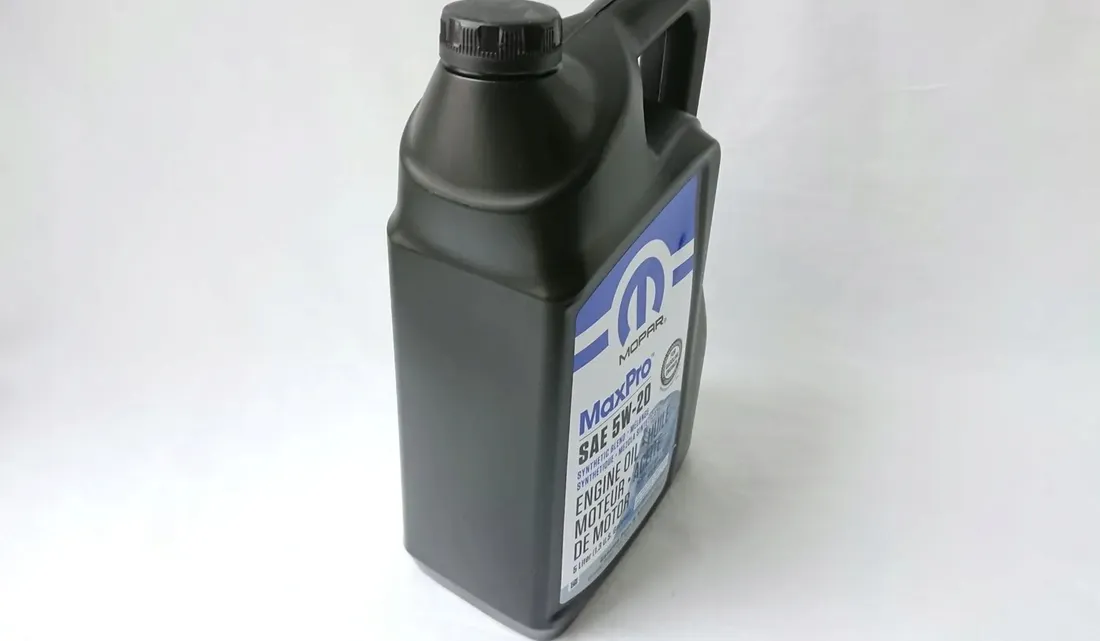 olej-mopar-max-pro-5w20-5l-syntetyk