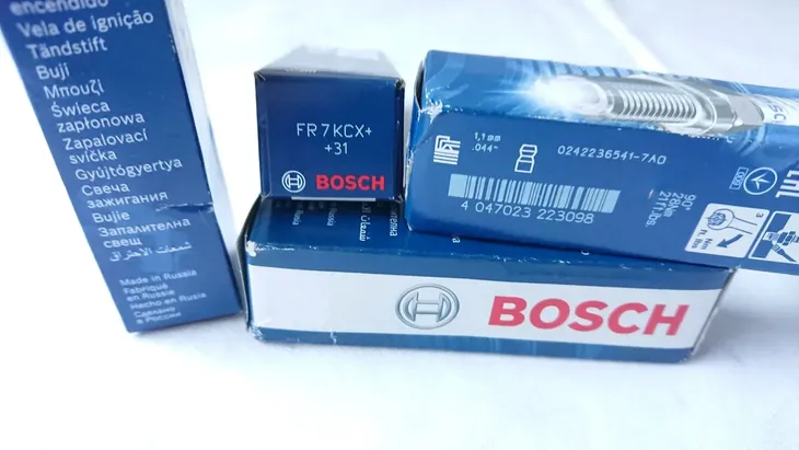swieca-zaplonowa-bosch-0242236541-rozmiar-klucza-16-mm