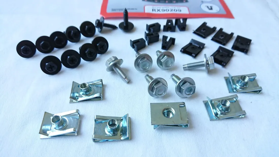 zestaw-spinek-oslony-silnika-bmw-1-e81-e82-e87-e88