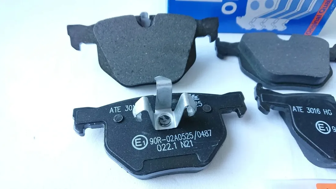 klocki-hamulcowe-czujnik-tyl-ate-bmw-3-e92