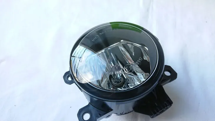halogen-nowy-valeo-citroen-c4-ii-berlingo-c1-c5-ds4-jumpy-informacje-dodatkowe-zarowki-w-zestawie