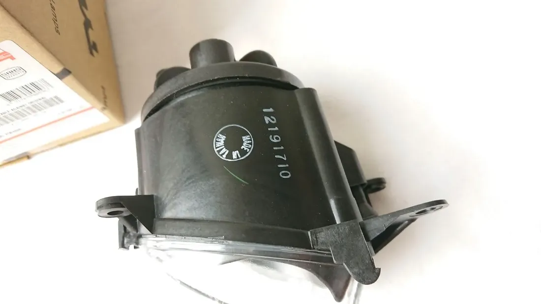 audi-a4-b5-99-01-halogen-nowy-tyc-prawy